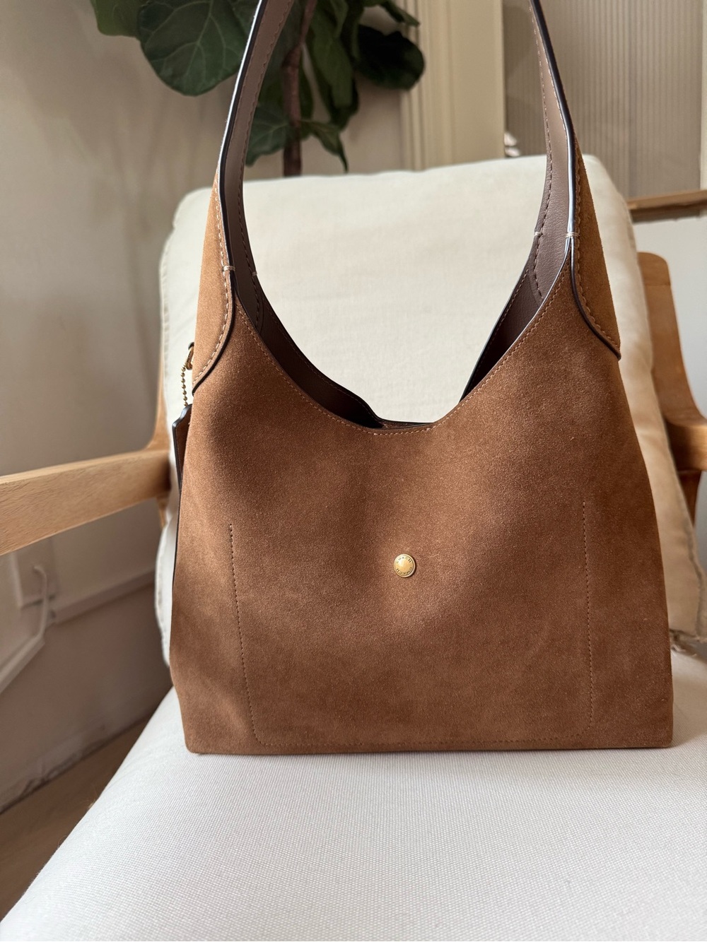 Brooklyn Shoulder Bag 28 Suede Hobo Bag in Cognac Brown - Picture 2 of 10